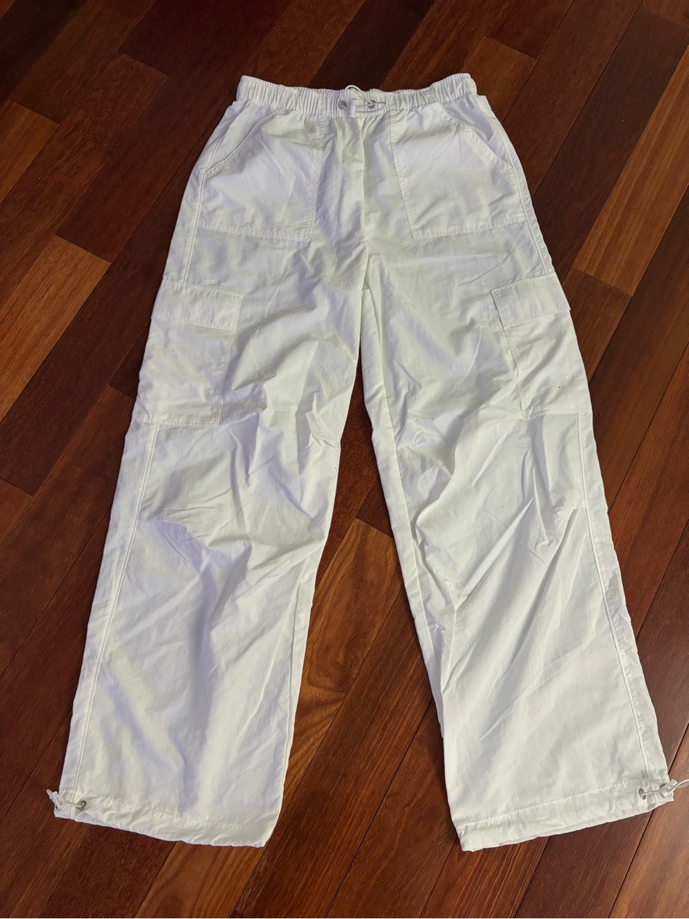 No boundaries women’s parachute pants size S white